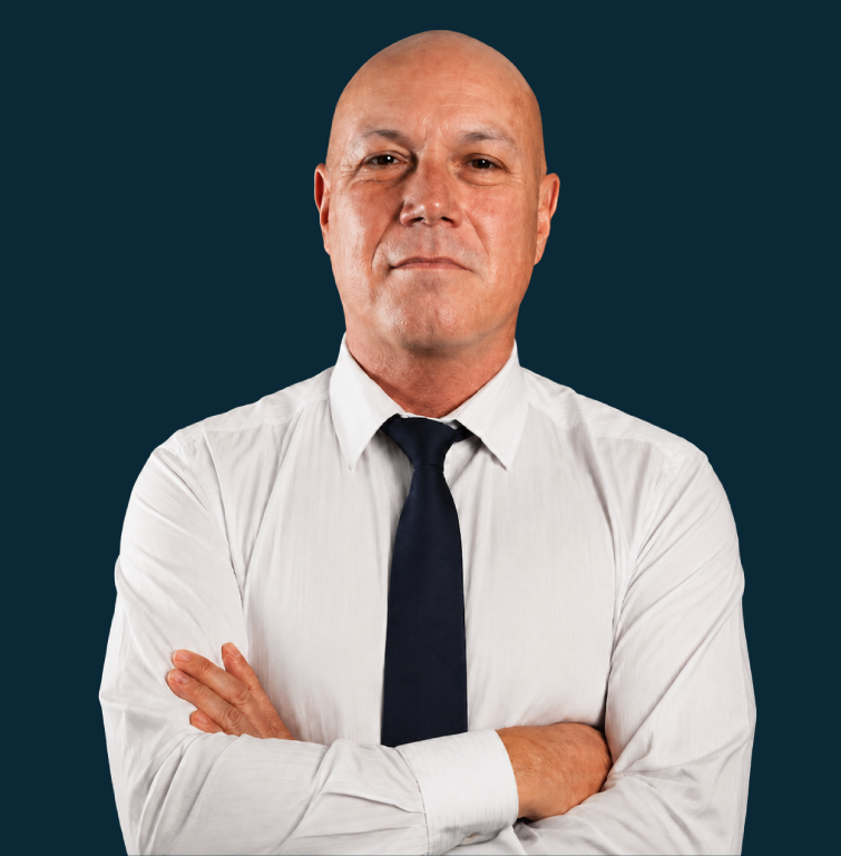 Portrait of Julio G. Martinez-Clark, Co-Founder and CEO of bioaccess® and IAOCR Ambassador for the Americas, specialist in LATAM clinical trial regulatory strategy